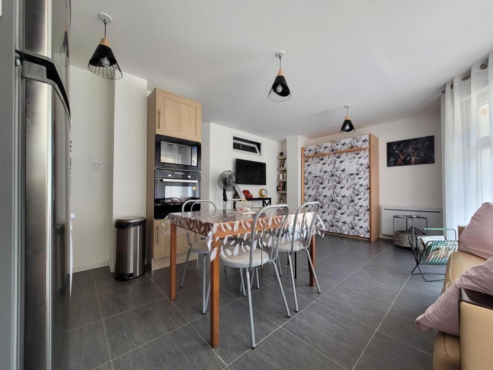 Appartement Salbris- Parking Gratuit Dış mekan fotoğraf