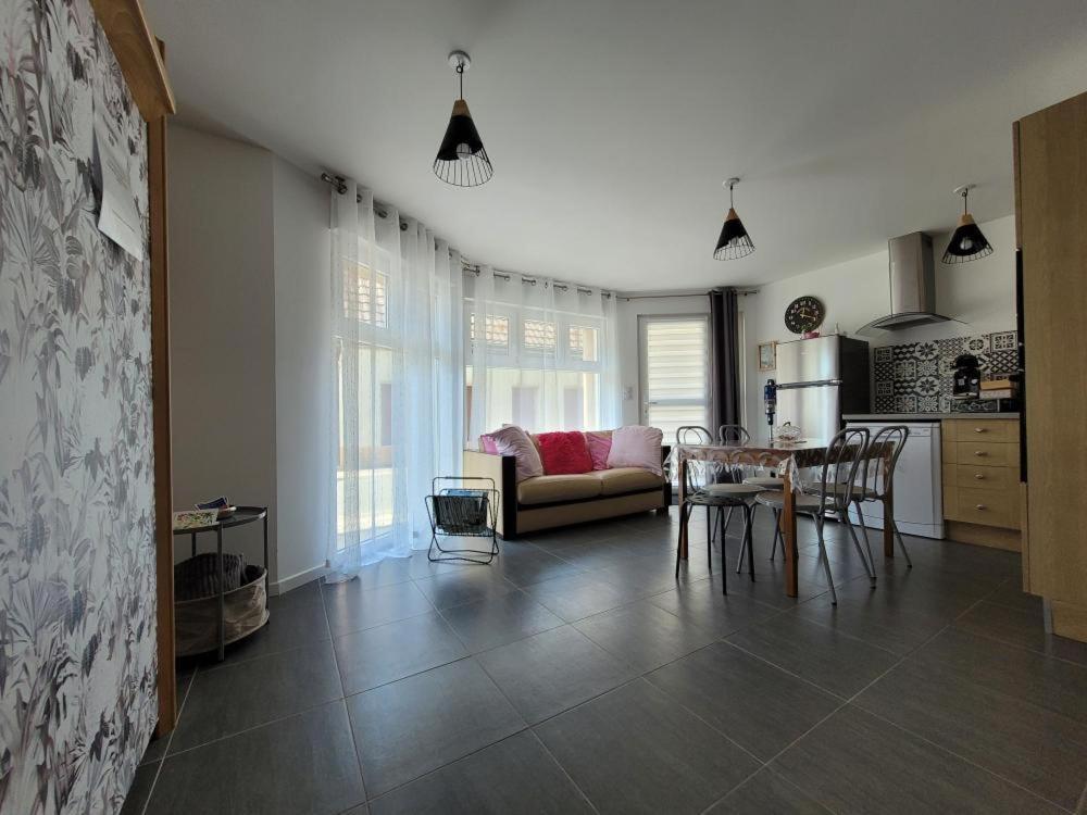 Appartement Salbris- Parking Gratuit Dış mekan fotoğraf